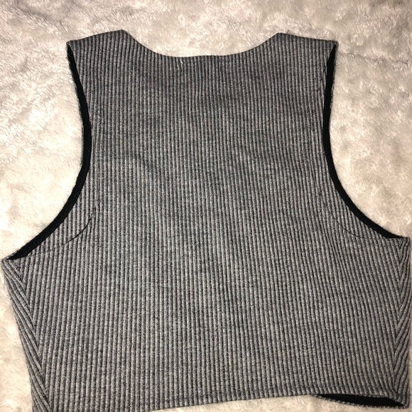 ✨Urban Outfitters Crop Top✨ - Picture 3 of 3